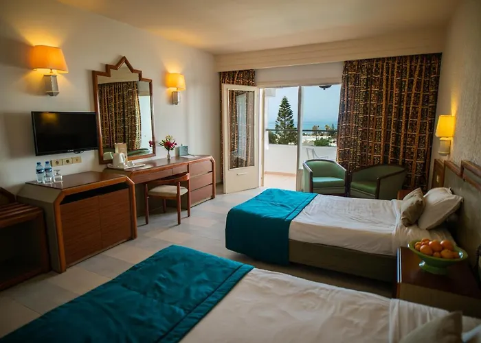 Hotel Sol Azur Beach
