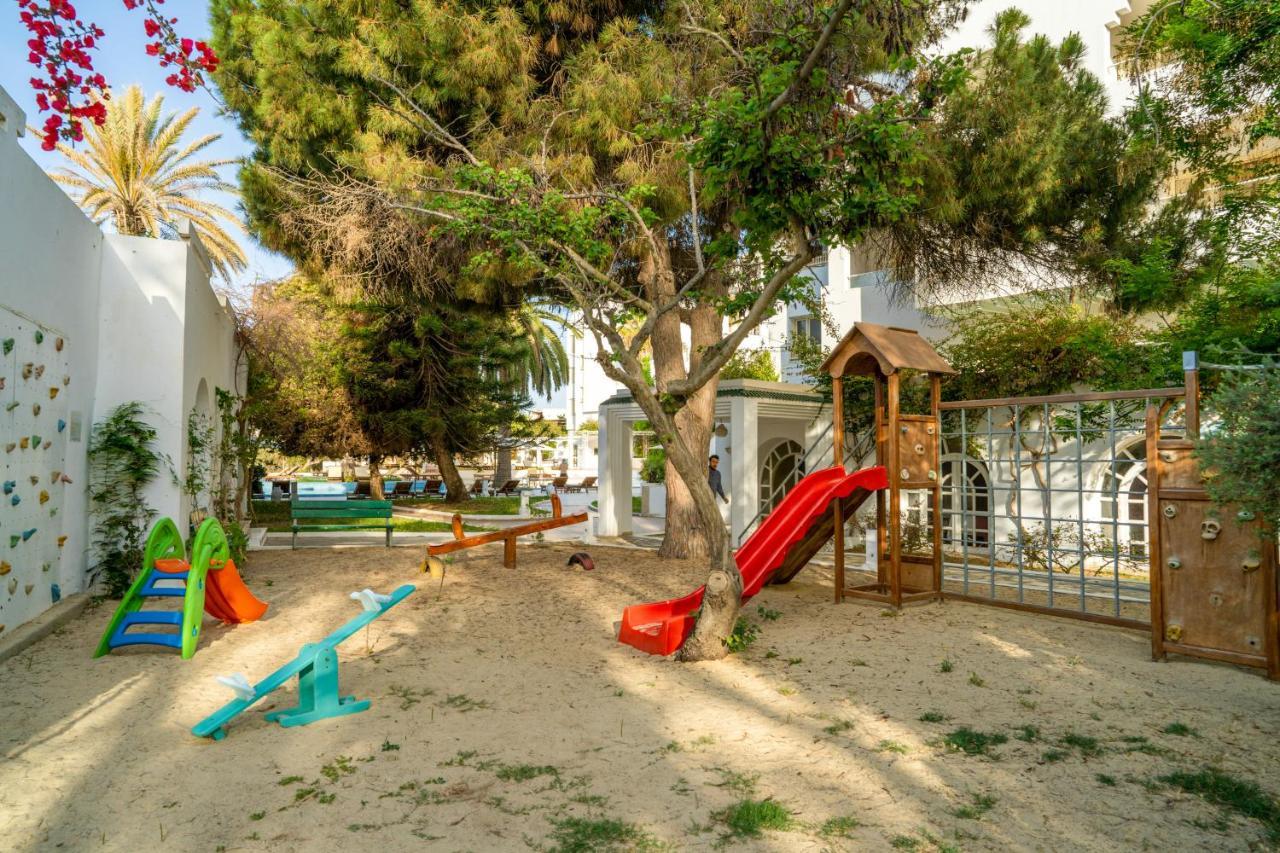 Sol Azur Hotel 4*